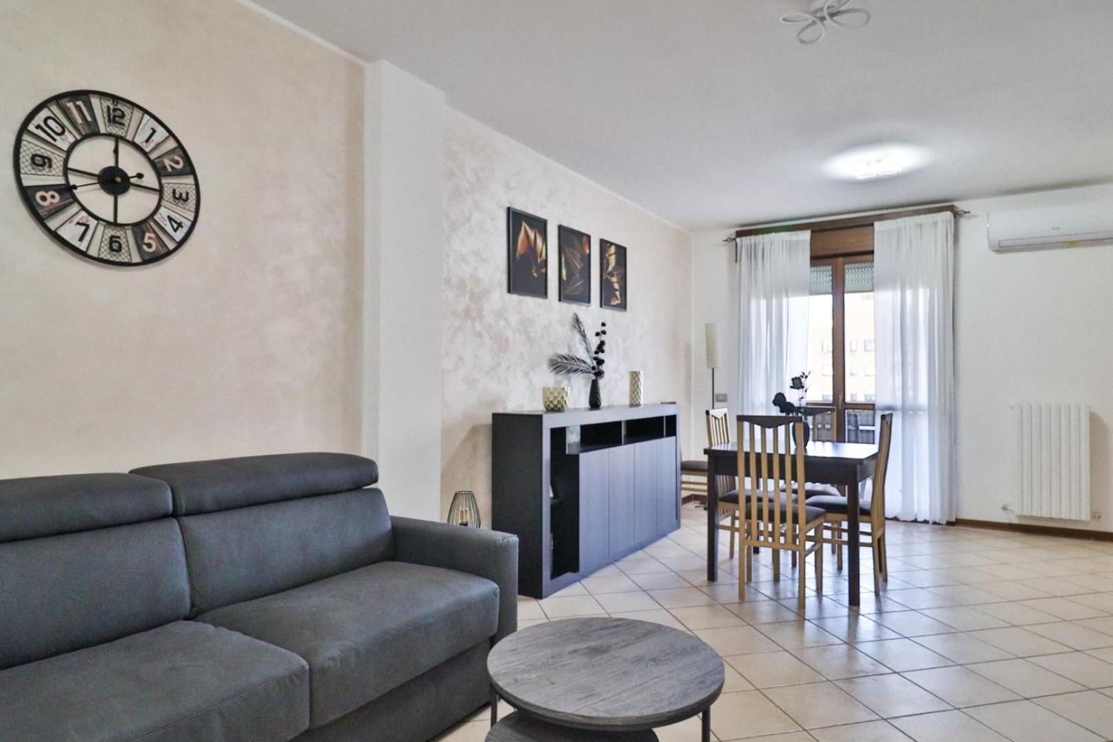 Appartamento Biri'S House Reggio nell'Emilia Esterno foto